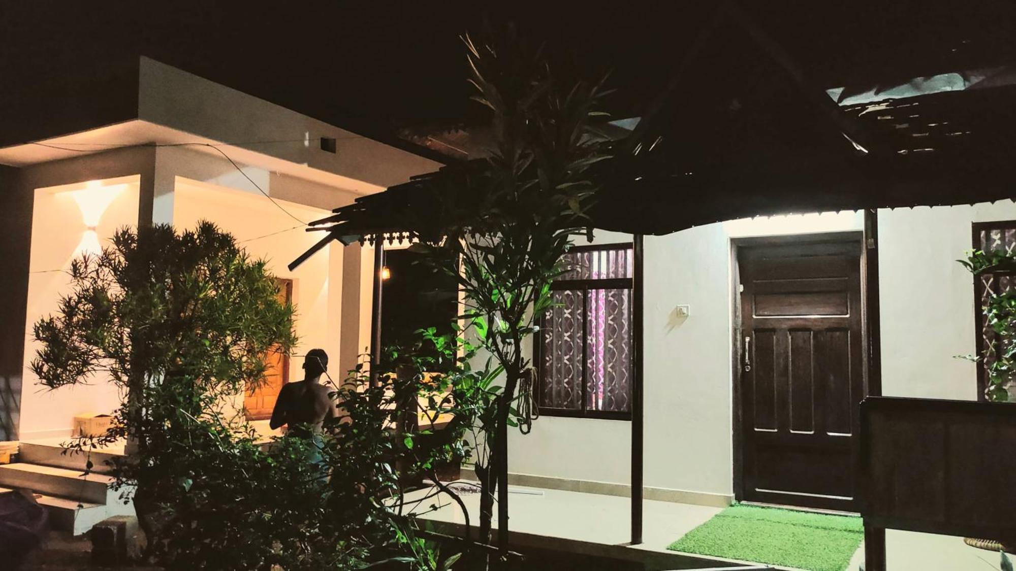 Munroe Heritage Inn Mundrothuruth エクステリア 写真